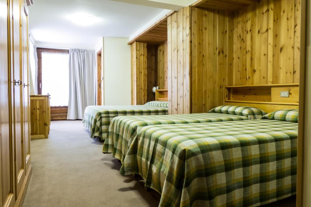 Hotel Valdotain Villeneuve Quarto foto